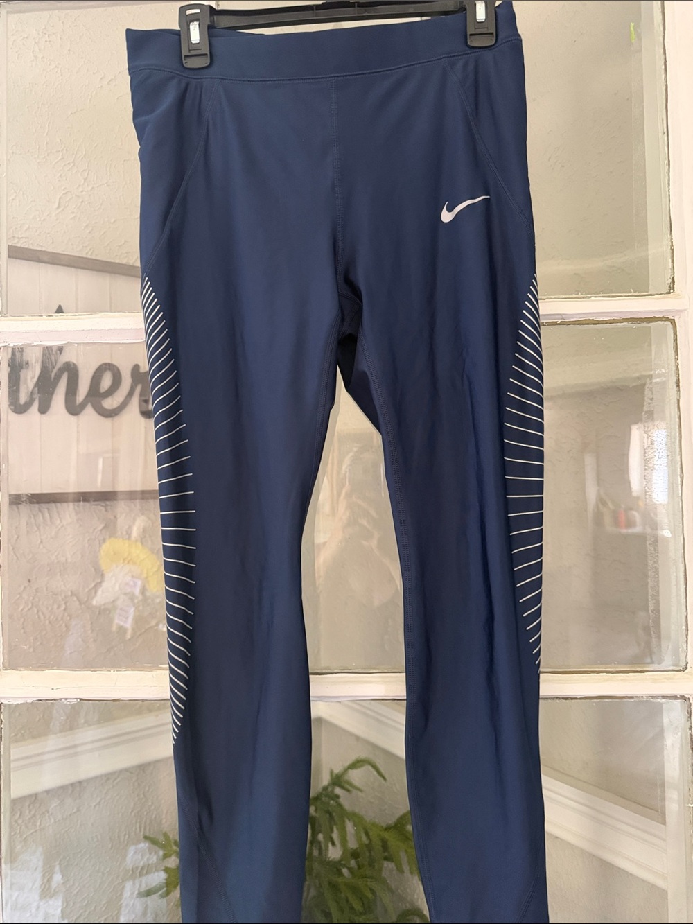 Nike Running Women’s Navy Performance Training with Pockets